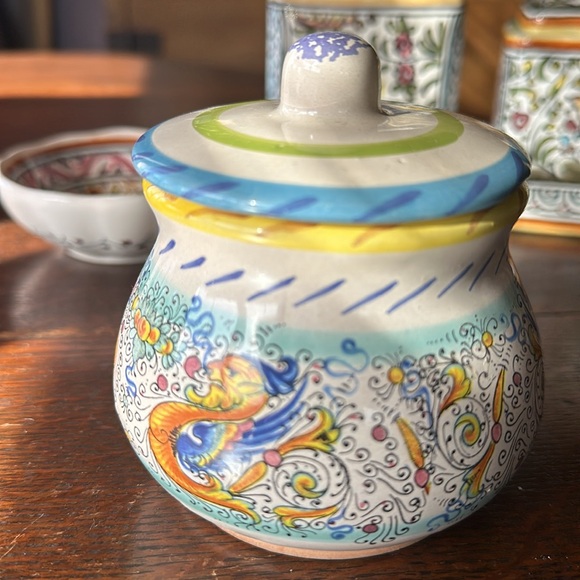 🇮🇹Meridiana Ceramiche hand painted pottery from Italy. Colorful dish with lid - Picture 4 of 16